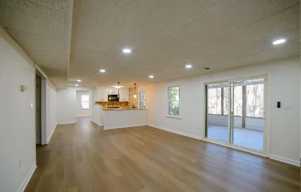 $689,000 | 1190 St Ives Court, Suwanee, GA 30024