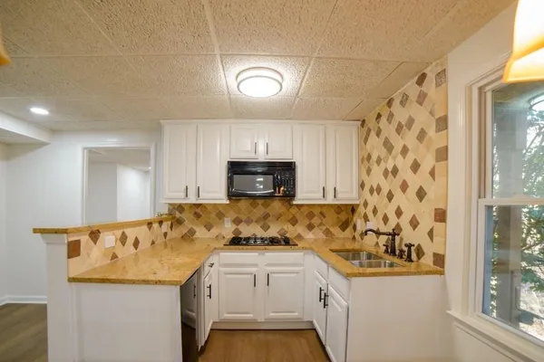 $689,000 | 1190 St Ives Court, Suwanee, GA 30024