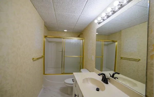 $689,000 | 1190 St Ives Court, Suwanee, GA 30024