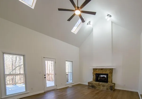 $689,000 | 1190 St Ives Court, Suwanee, GA 30024