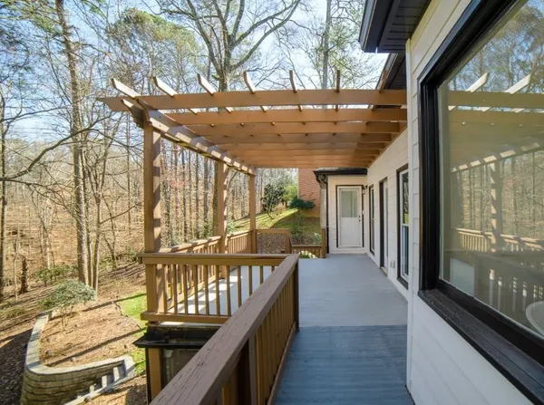 $689,000 | 1190 St Ives Court, Suwanee, GA 30024