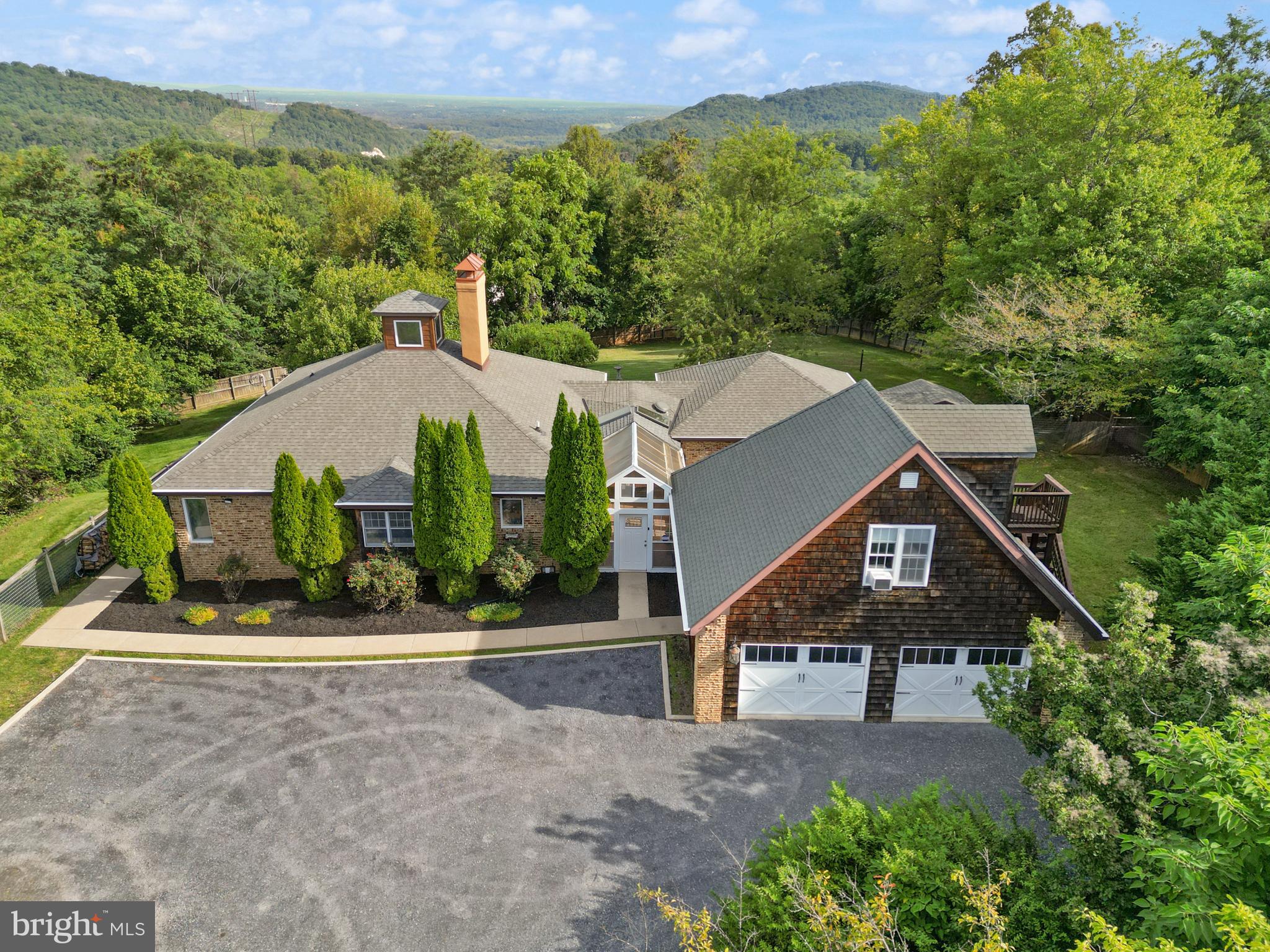 393 High Knob Road Front Royal, VA 22630 - Photo 3 of 83 Gallery Image 3