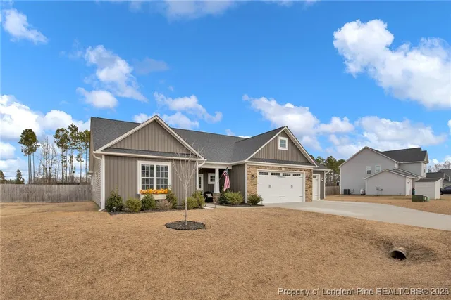 $395,000 | 1605 Lizzie Lou Court, Hope Mills, NC 28348