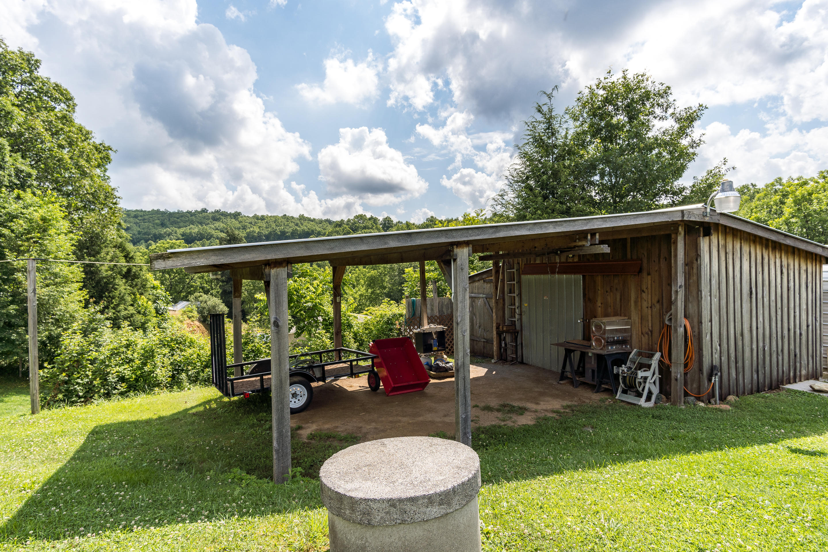 245 Whittemore Road Hampton, TN 37658 - Photo 34 of 35 exterior-1