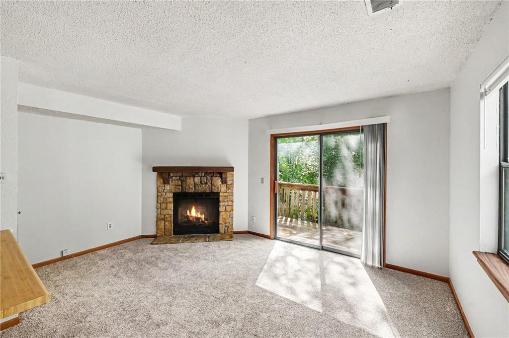 8213-8215 North Everton Avenue Kansas City, MO 64152 - Photo 6 of 18