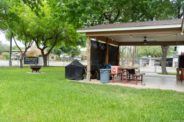 $229,999 | 501 Perez Street, Uvalde, TX 78801