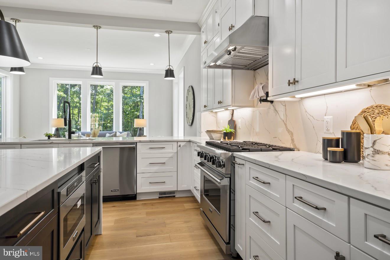 5700 Colchester Road Fairfax, VA 22030 - Photo 13 of 77 Kitchen