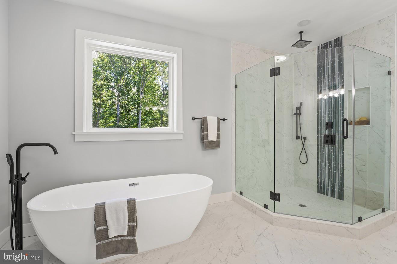 5700 Colchester Road Fairfax, VA 22030 - Photo 37 of 77 Master Bath