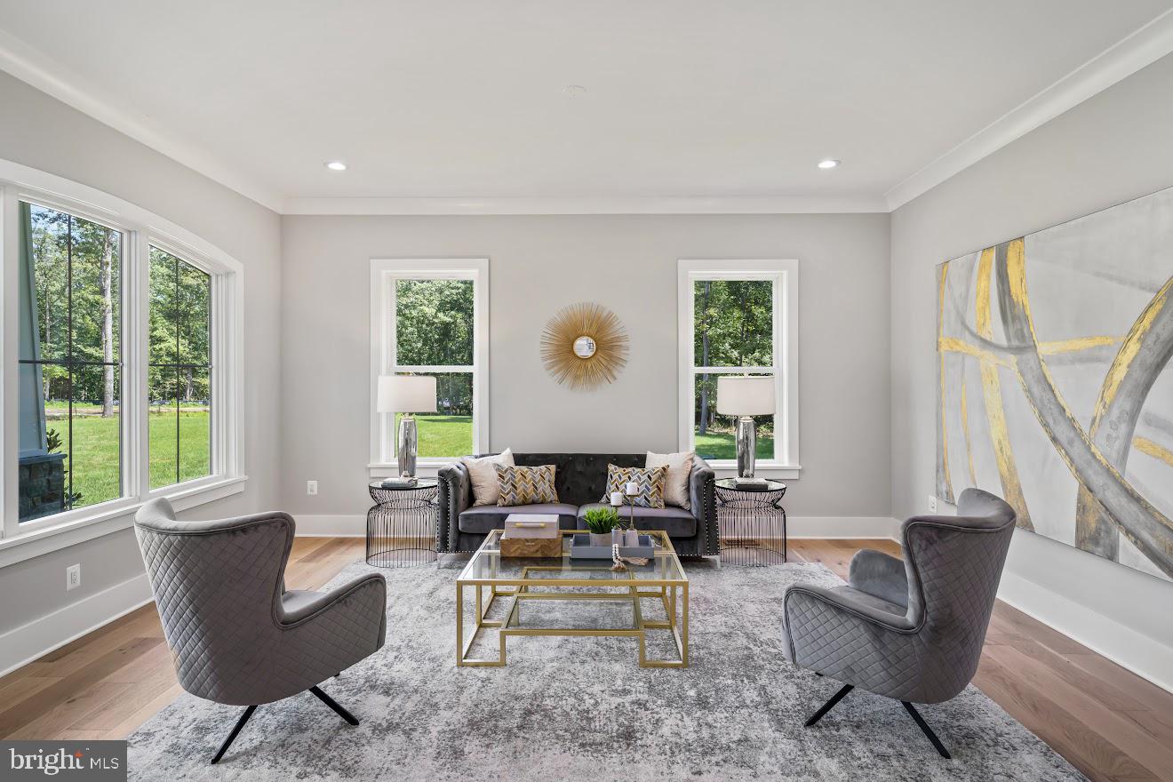 5700 Colchester Road Fairfax, VA 22030 - Photo 4 of 77 Living