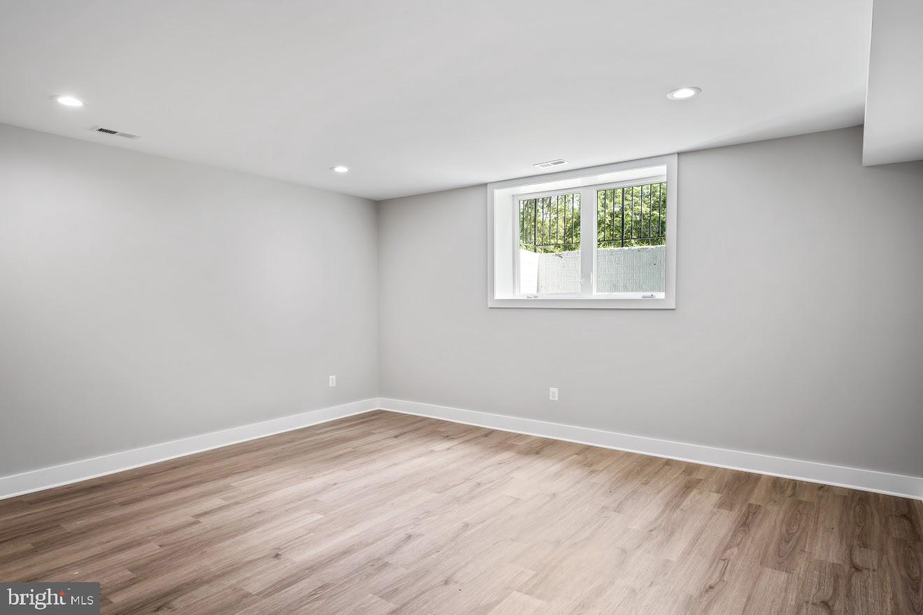 5700 Colchester Road Fairfax, VA 22030 - Photo 60 of 77 Basement Bedroom