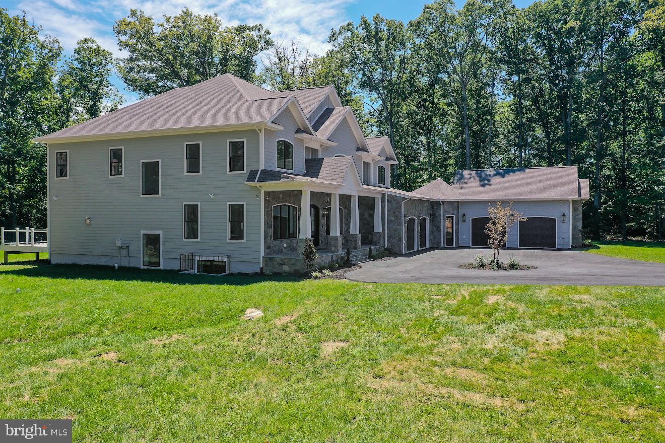 5700 Colchester Road Fairfax, VA 22030 - Photo 66 of 77 Side View