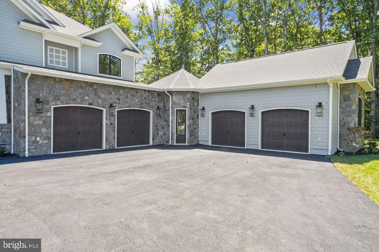 5700 Colchester Road Fairfax, VA 22030 - Photo 71 of 77 Garage Breezeway