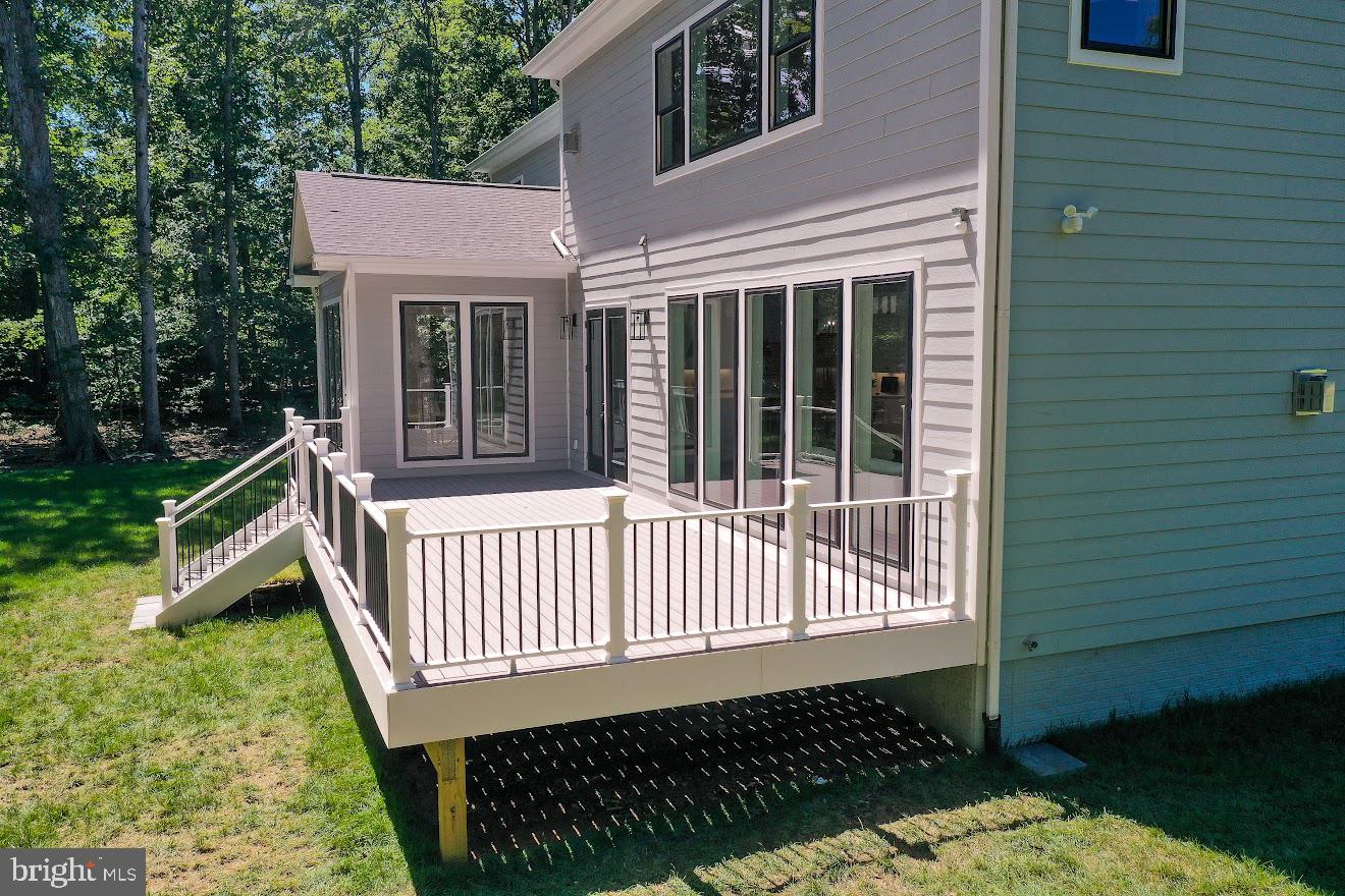 5700 Colchester Road Fairfax, VA 22030 - Photo 73 of 77 Deck
