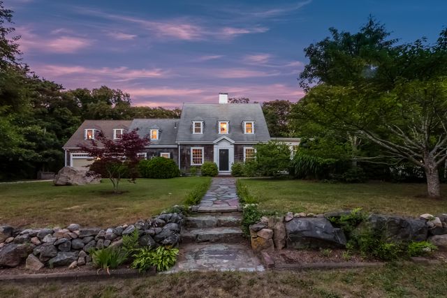 $810,000 | 289 Harwich Road, Brewster, MA 02631