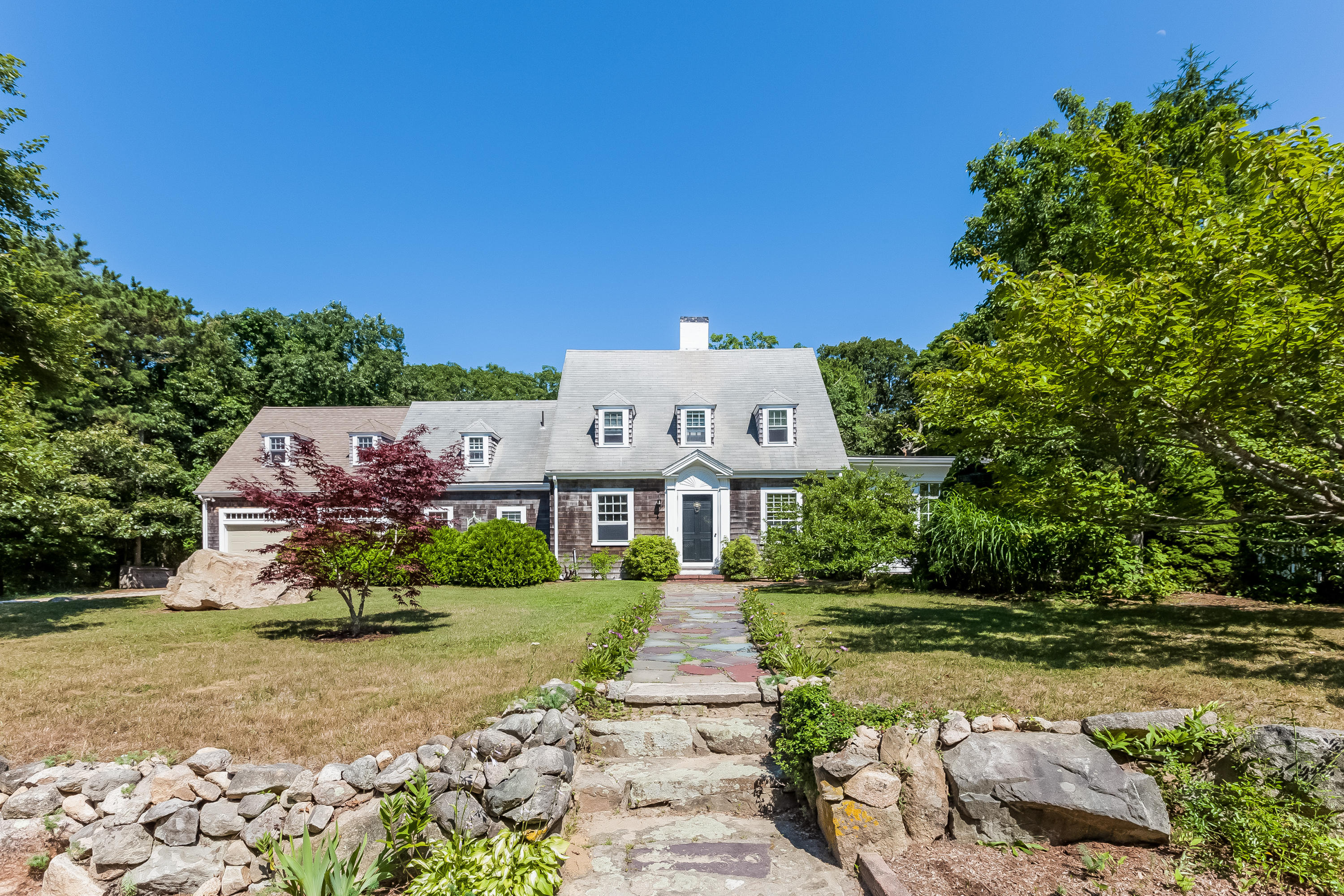 289 Harwich Road Brewster, MA 02631 - Photo 9 of 35 002-photo--6046563