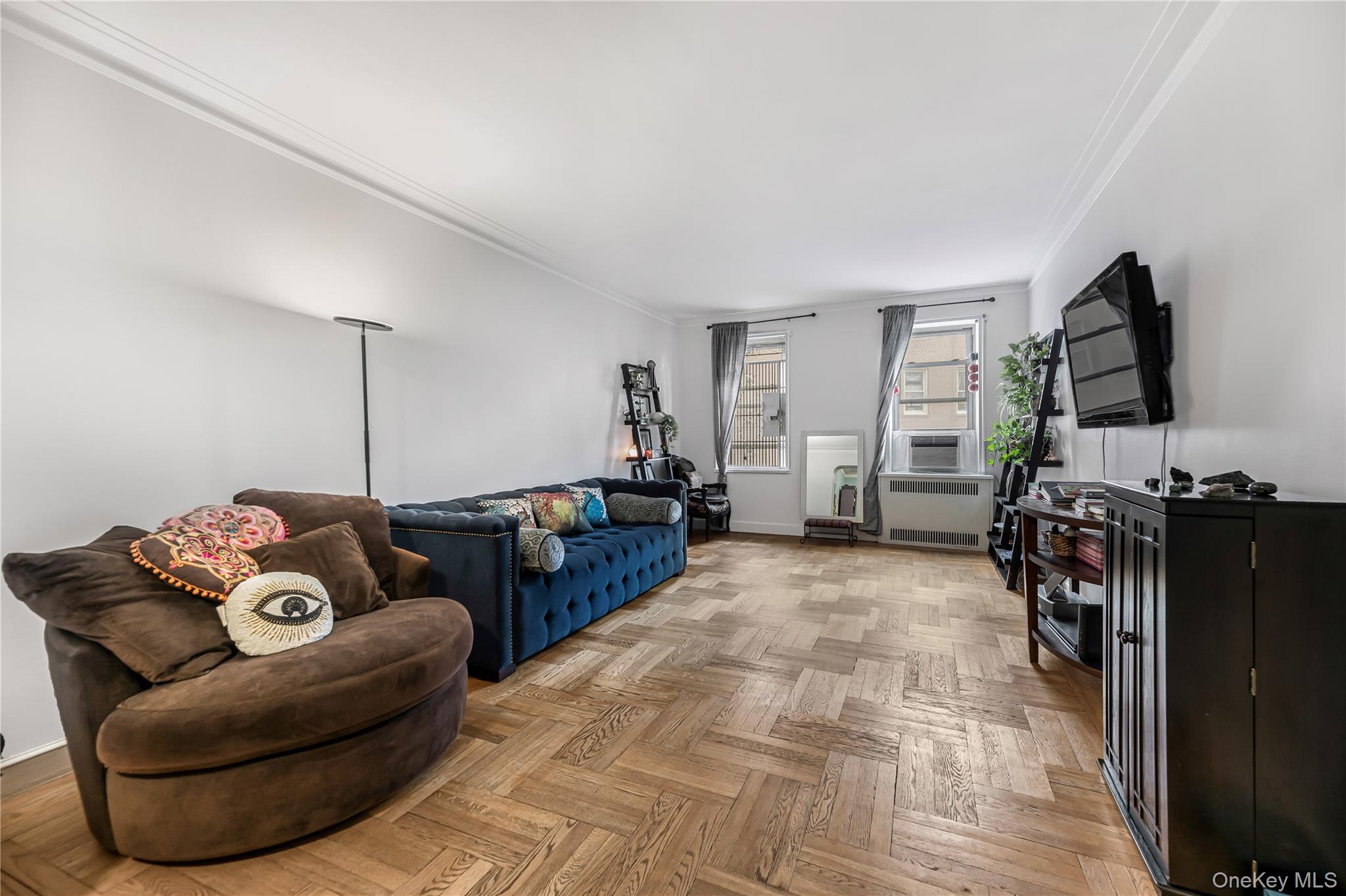 2190 Boston Road, Unit 4G Bronx, NY 10462 - Photo 4 of 16 Gallery Image 4