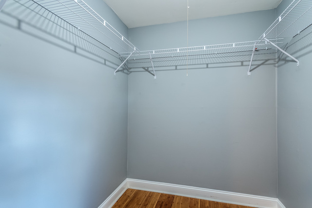 601 Highview Avenue Addison, IL 60101 - Photo 37 of 50 a view of a room with racks on the wall