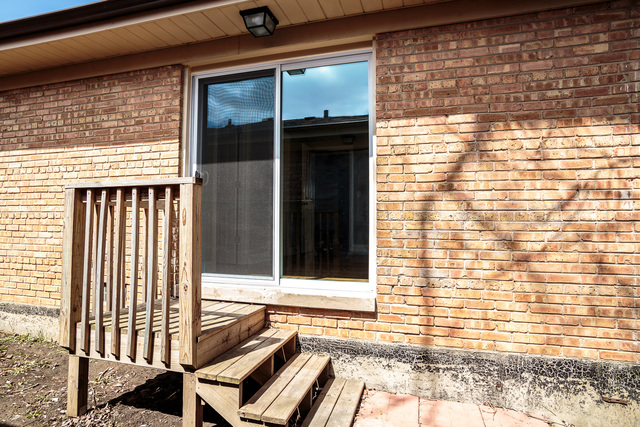 601 Highview Avenue Addison, IL 60101 - Photo 50 of 50 a view of a door of a house