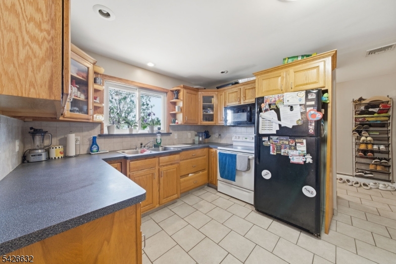 131 Califon Road Long Valley, NJ 07853 - Photo 6 of 21