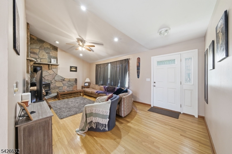 131 Califon Road Long Valley, NJ 07853 - Photo 9 of 21