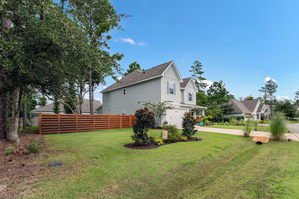 37 North J Hunters Way Freeport, FL 32439 - Photo 4 of 64 05_1