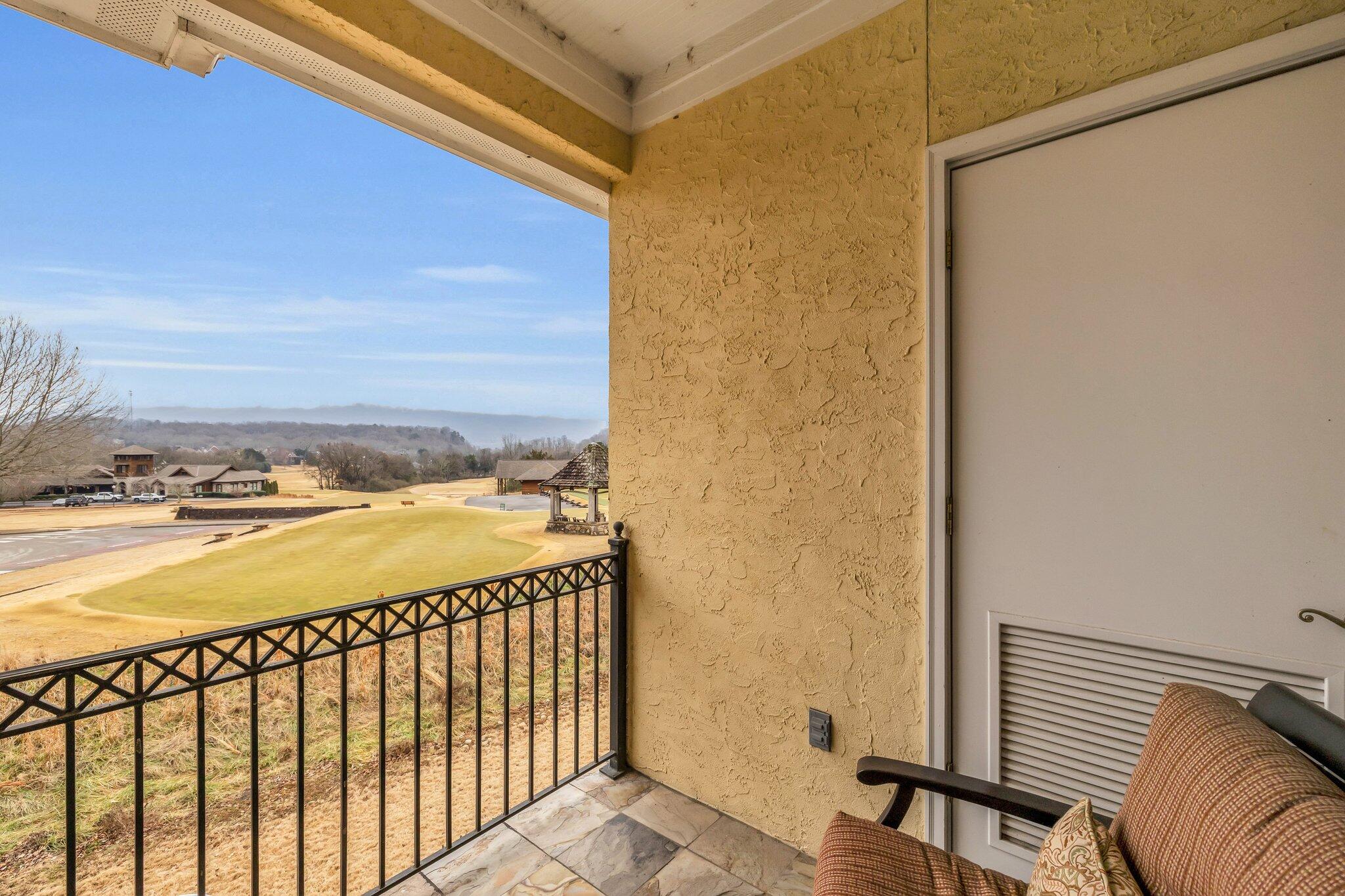 707 Renaissance Court Chattanooga, TN 37419 - Photo 4 of 21 707 Renaissance Court,