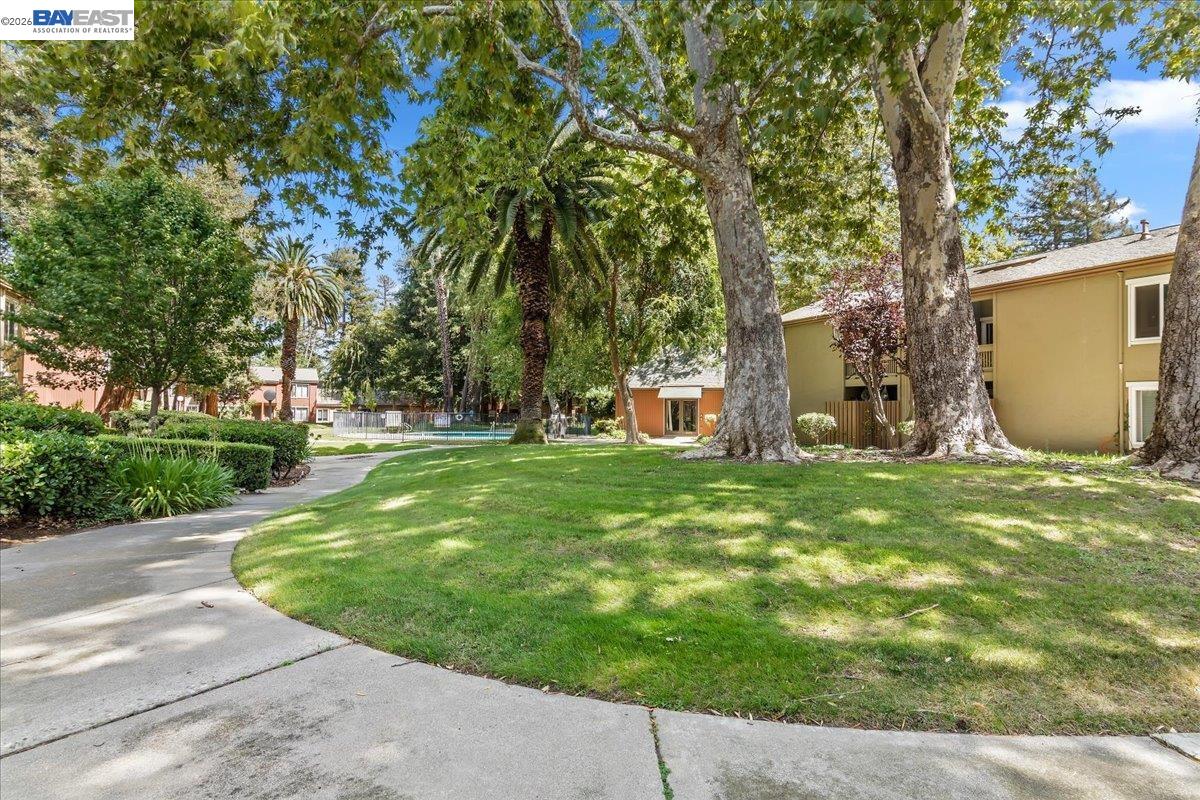 810 Oak Grove Road, Unit 104 Concord, CA 94518 - Photo 21 of 31