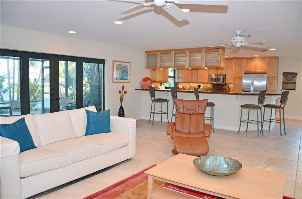 1689 Southwest Dyer Point Road Palm City, FL 34990 - Photo 7 of 27 Gallery Image 7