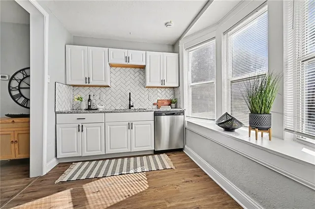 $180,000 | 49 South Coy Street, Kansas City, KS 66101