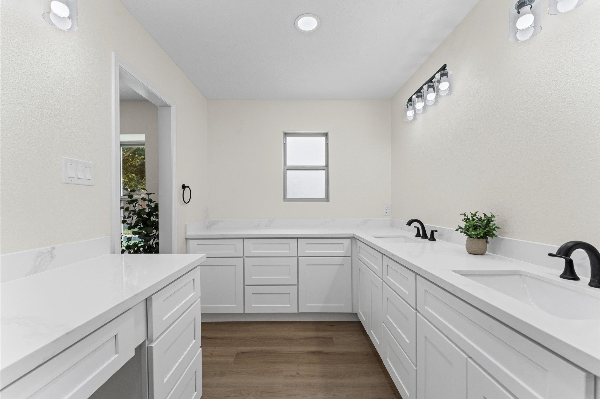 2914 Riata Lane Houston, TX 77080 - Photo 1 of 39 a bathroom with a sink and a bathtub