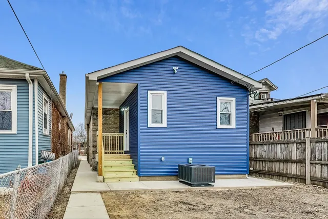 $378,000 | 5619 South California Avenue, Chicago, IL 60629