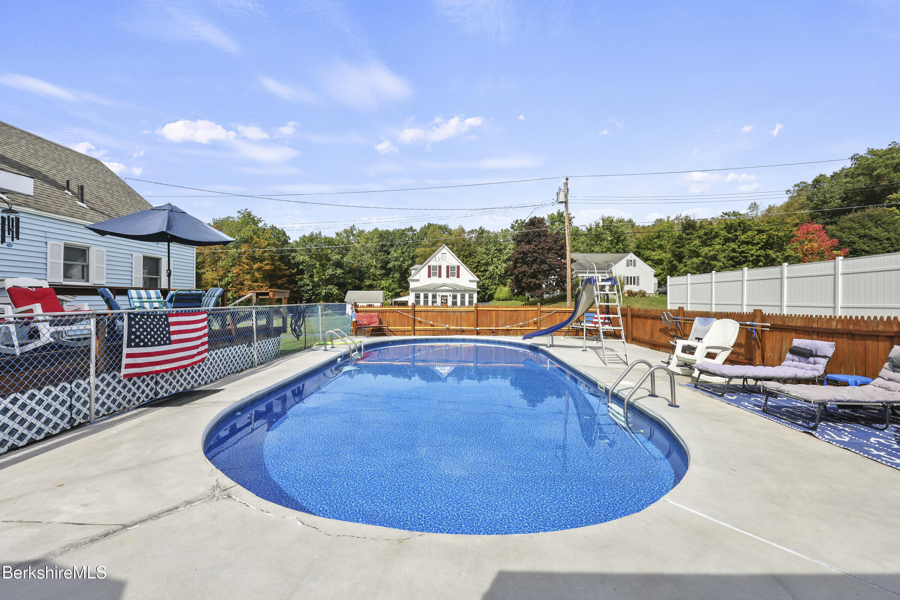 156 Draper Avenue Pittsfield, MA 01201 - Photo 25 of 32 Pool