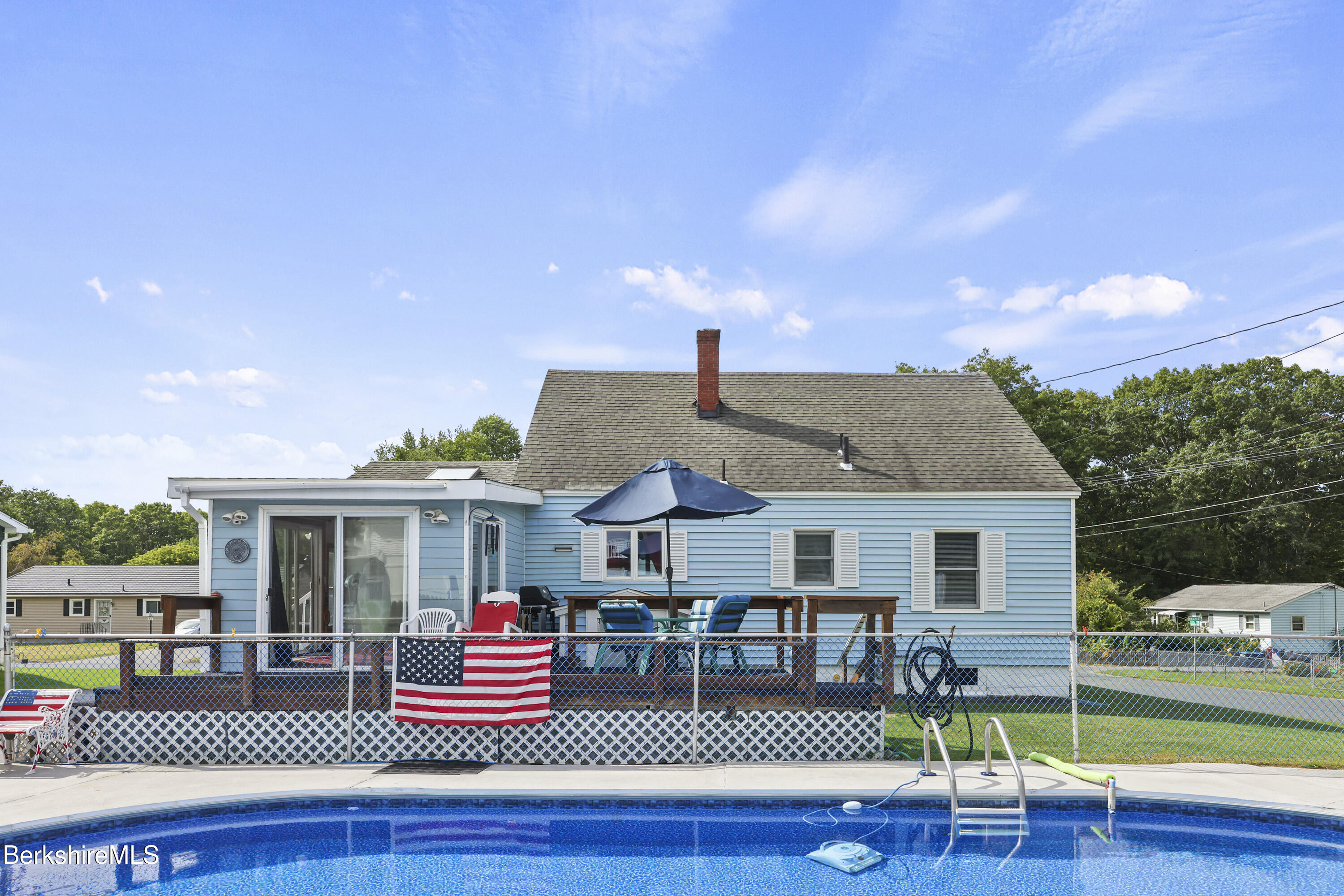 156 Draper Avenue Pittsfield, MA 01201 - Photo 28 of 32 Exterior Back