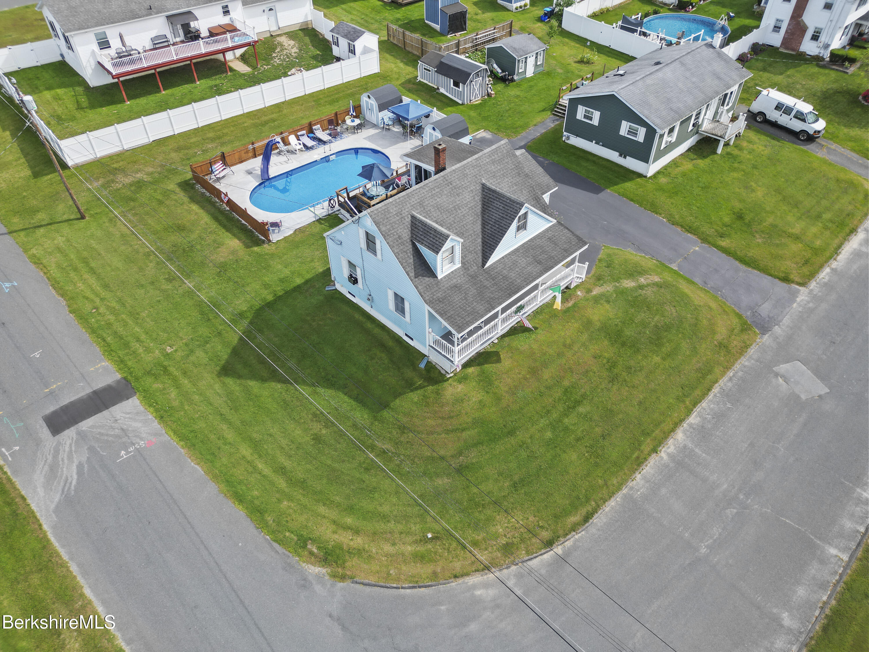 156 Draper Avenue Pittsfield, MA 01201 - Photo 31 of 32 Aerial View