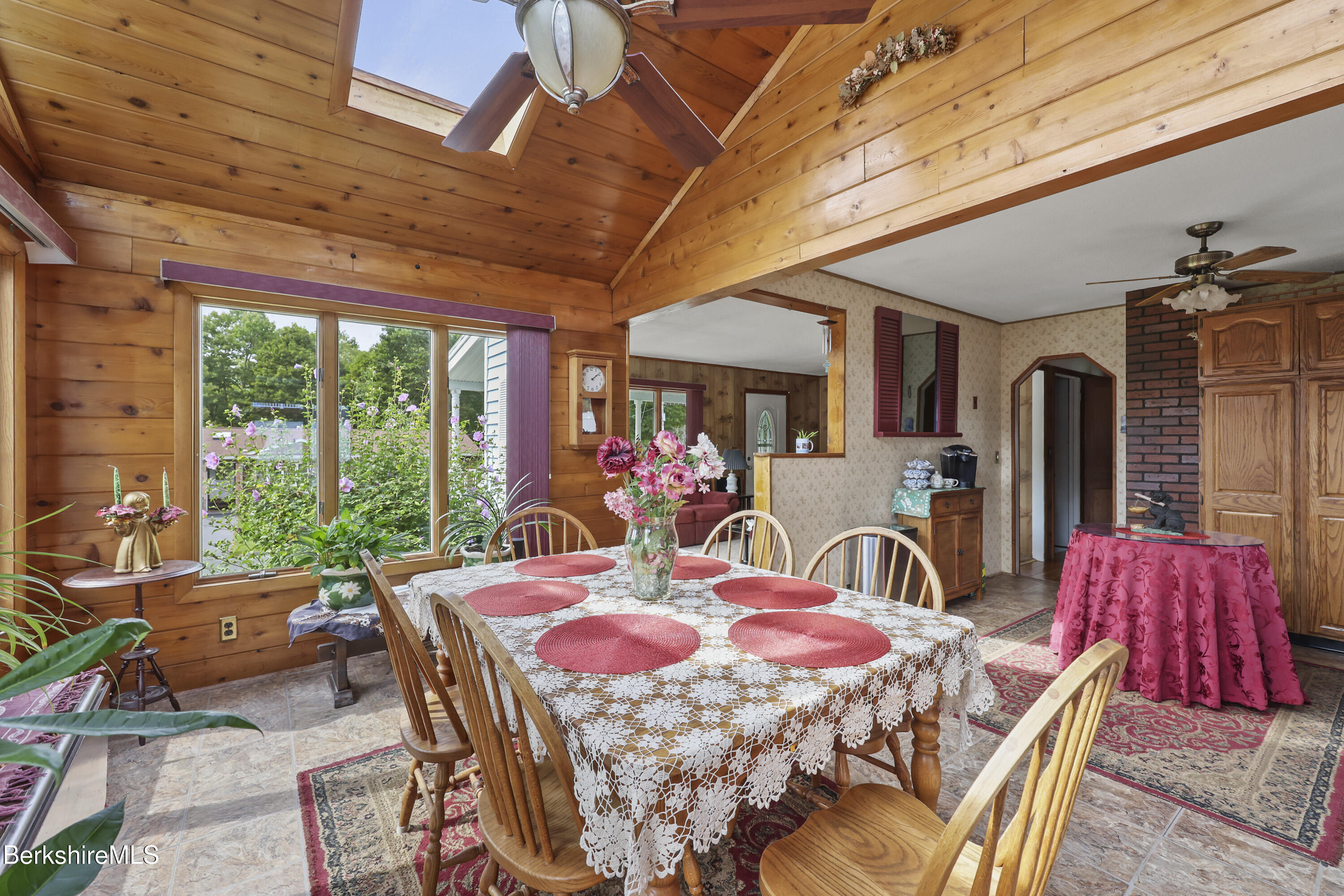 156 Draper Avenue Pittsfield, MA 01201 - Photo 5 of 32 Dining Room