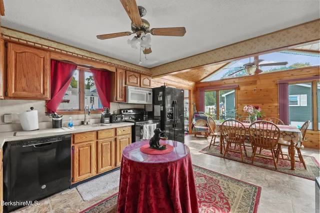 $299,000 | 156 Draper Avenue, Pittsfield, MA 01201