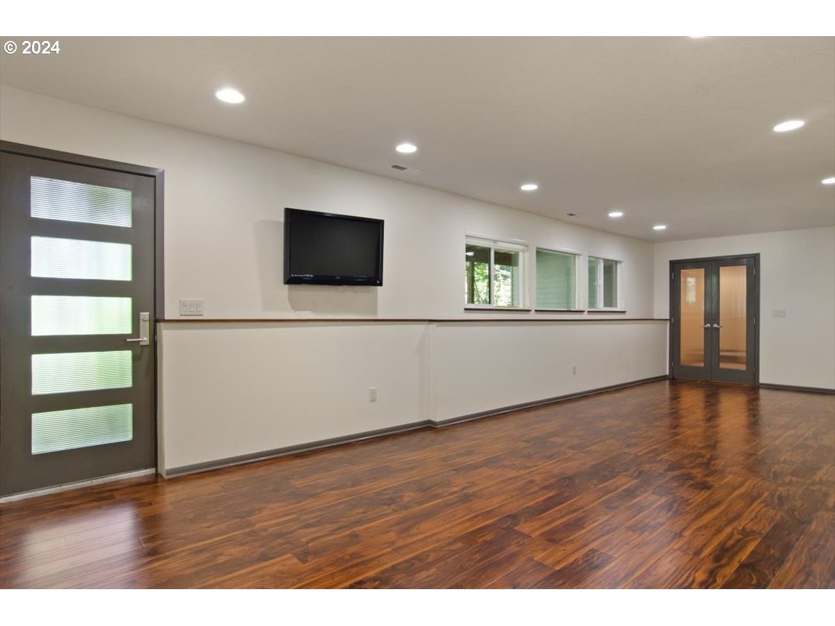 2465 Southwest 85th Court Portland, OR 97225 - Photo 29 of 40 Family Room