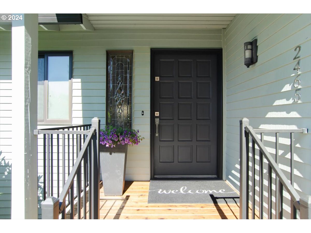 2465 Southwest 85th Court Portland, OR 97225 - Photo 3 of 40 Porch