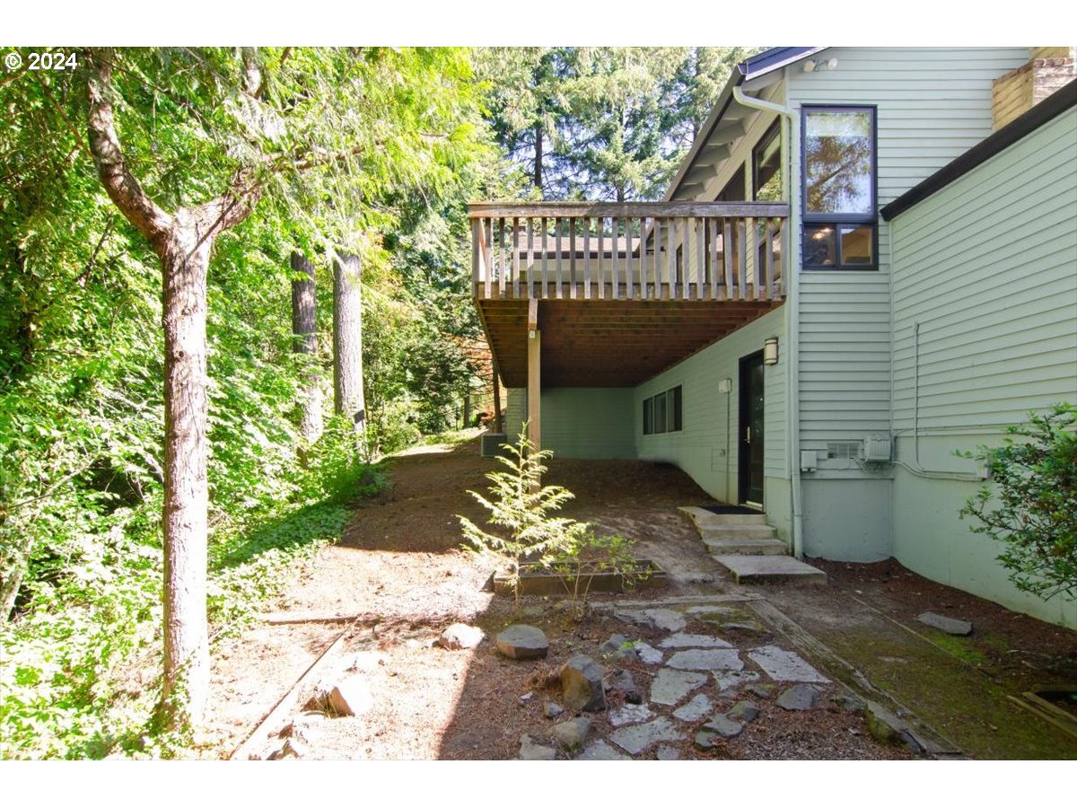 2465 Southwest 85th Court Portland, OR 97225 - Photo 33 of 40 Backyard