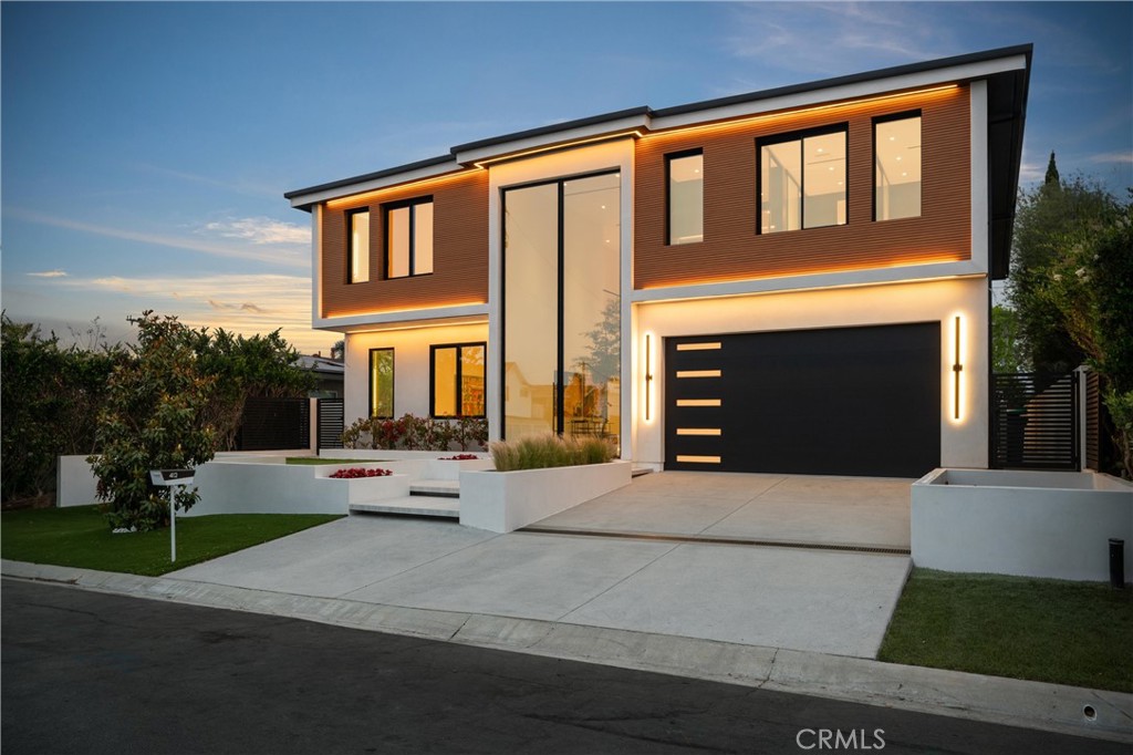 412 St Andrews Road Newport Beach, CA 92663 - Photo 1 of 39