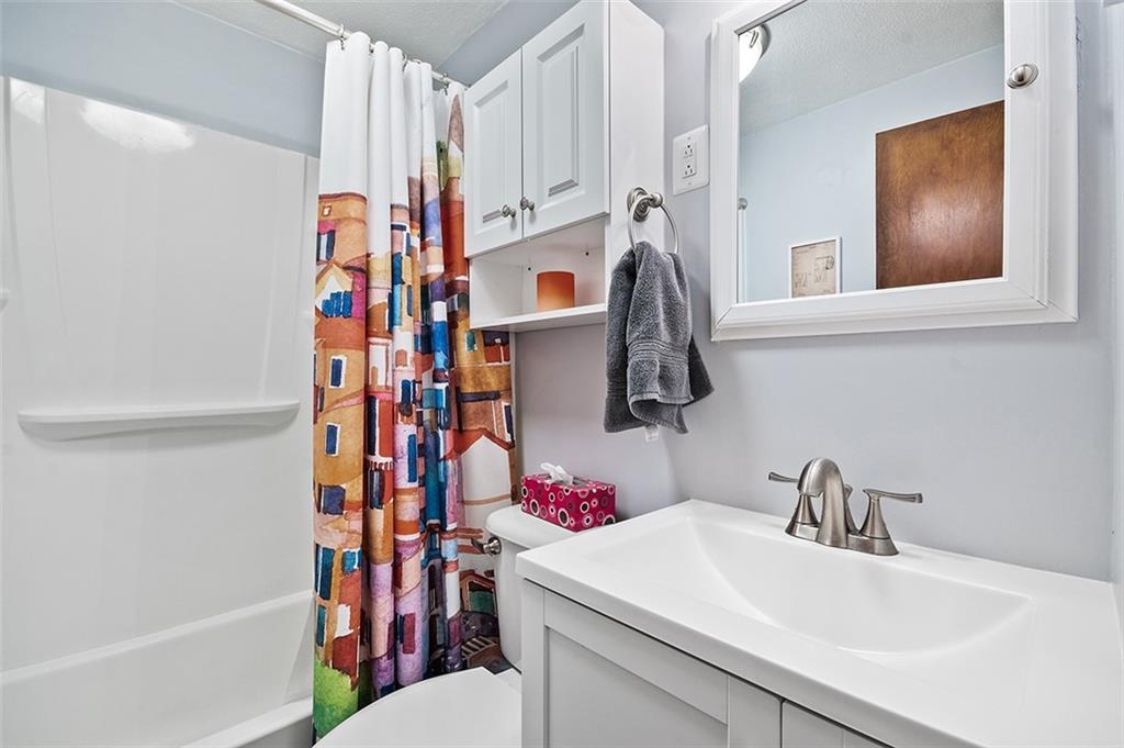 58 West Bruceton Road Pittsburgh, PA 15236 - Photo 12 of 25 Gallery Image 12