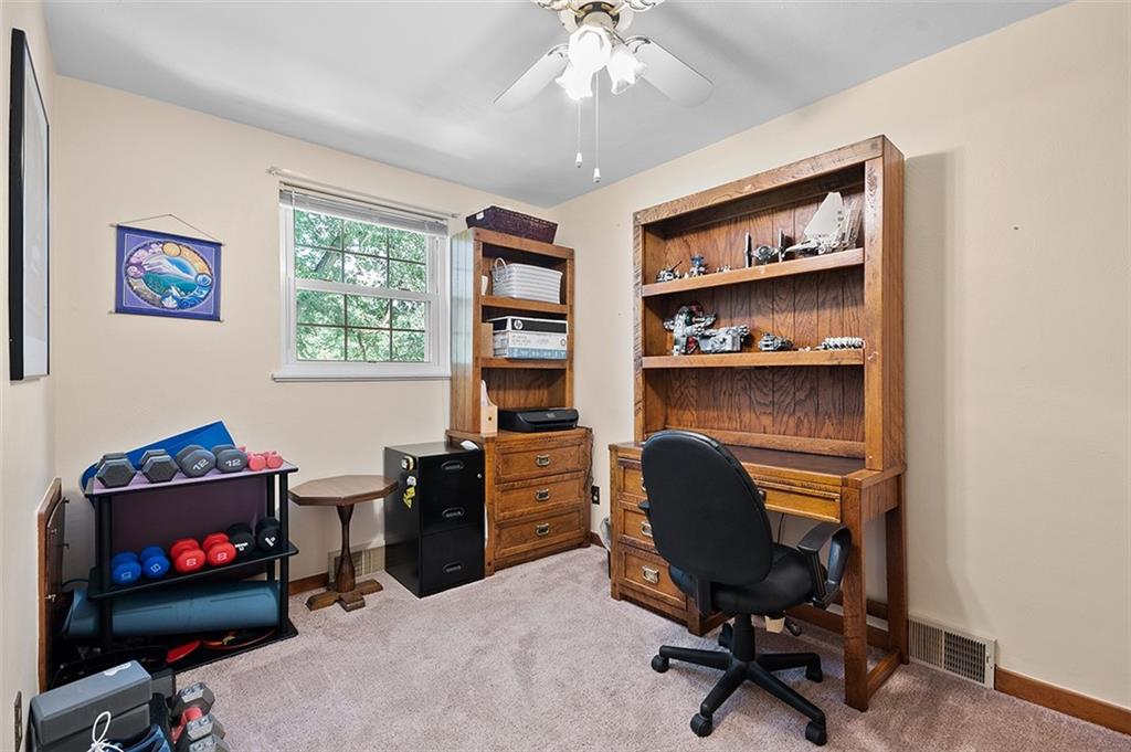 58 West Bruceton Road Pittsburgh, PA 15236 - Photo 13 of 25 Gallery Image 13
