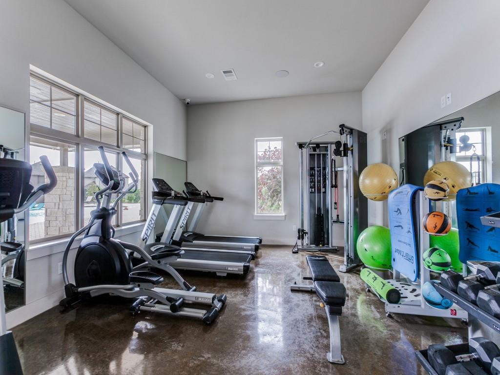 8254 Primrose Way Dallas, TX 75252 - Photo 15 of 17