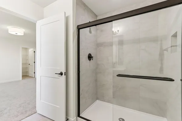 $587,900 | 675 Mary Way, Slinger, WI 53086