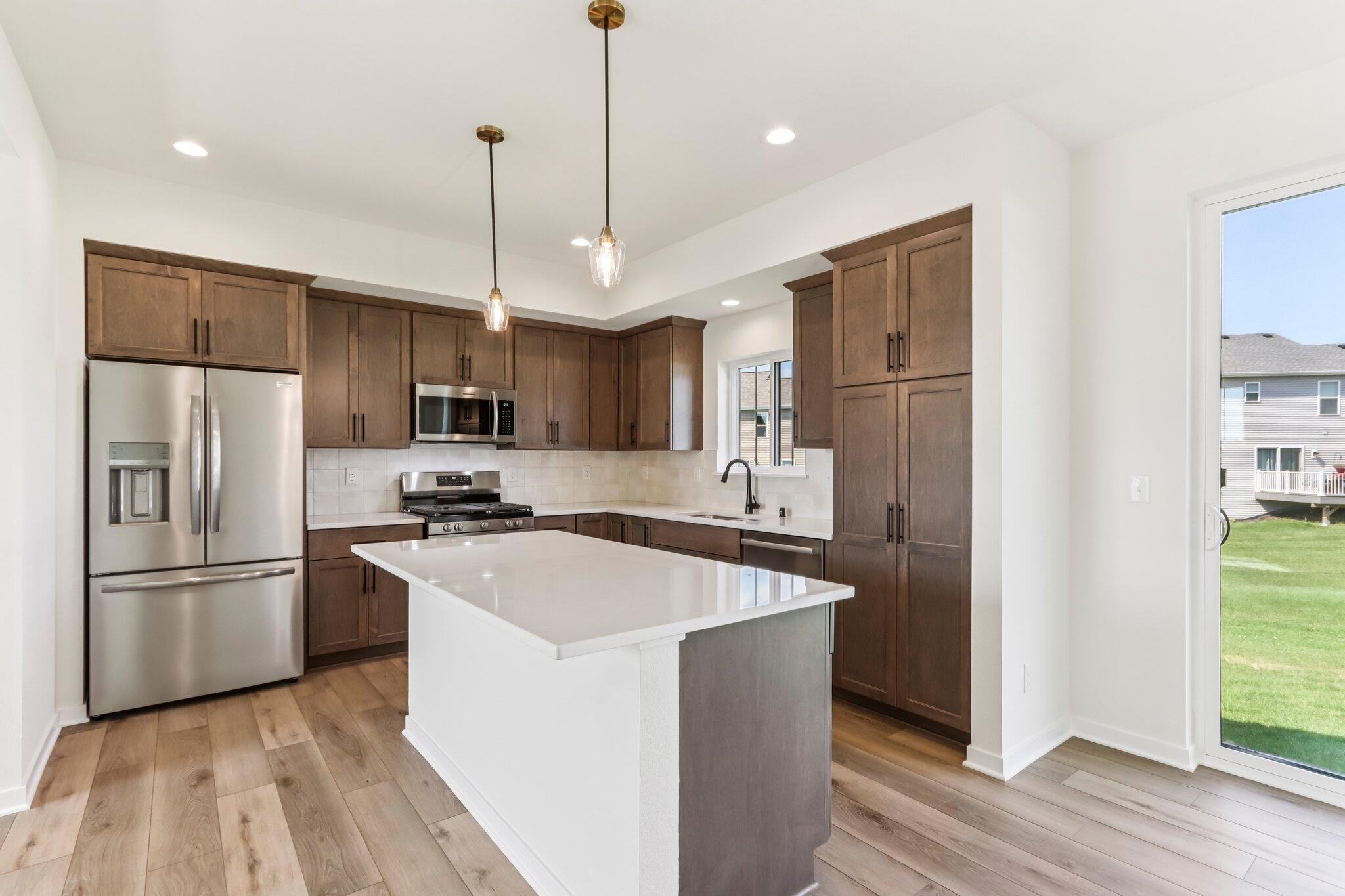 675 Mary Way Slinger, WI 53086 - Photo 3 of 30 675 Mary Way 03 Kitchen