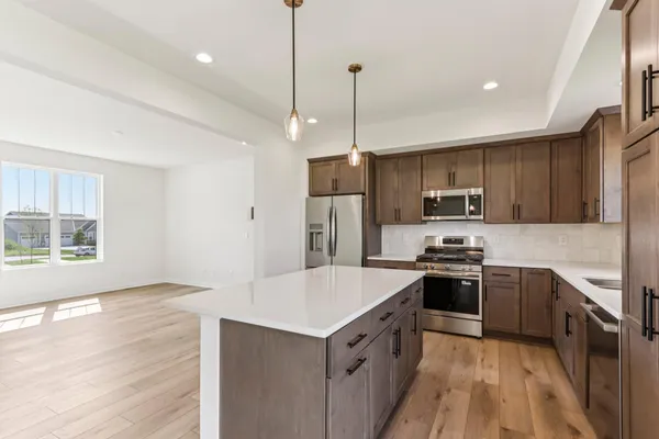 $587,900 | 675 Mary Way, Slinger, WI 53086