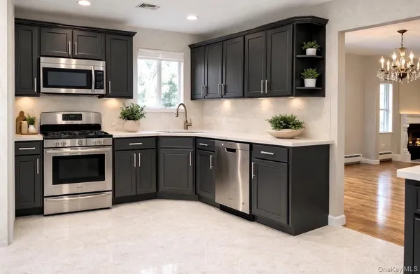 $4,800 | 146 Jefferson Avenue, Unit B, Mineola, NY 11501