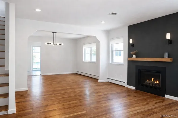 $5,500 | 146 Jefferson Avenue, Unit B, Mineola, NY 11501