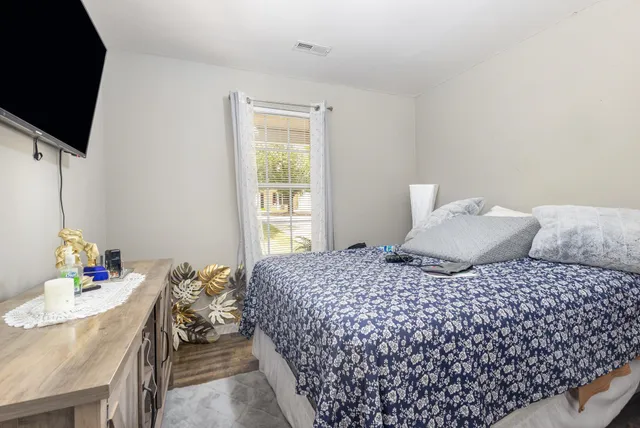 $312,500 | 262 Milky Way, Greer, SC 29651