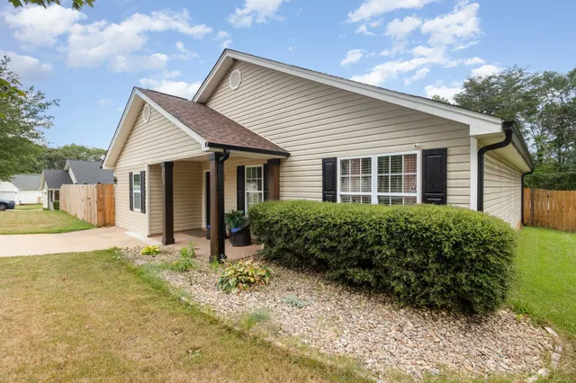 $312,500 | 262 Milky Way, Greer, SC 29651